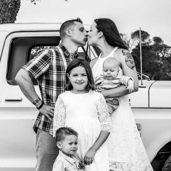 Meet your Posher, Ldub - Picture 1 of 1